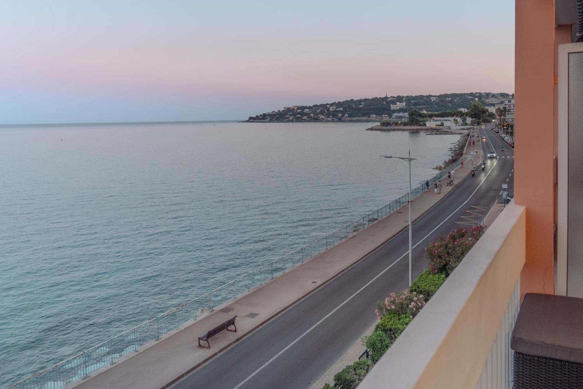 Le Pamela Menton Front De Mer מראה חיצוני תמונה